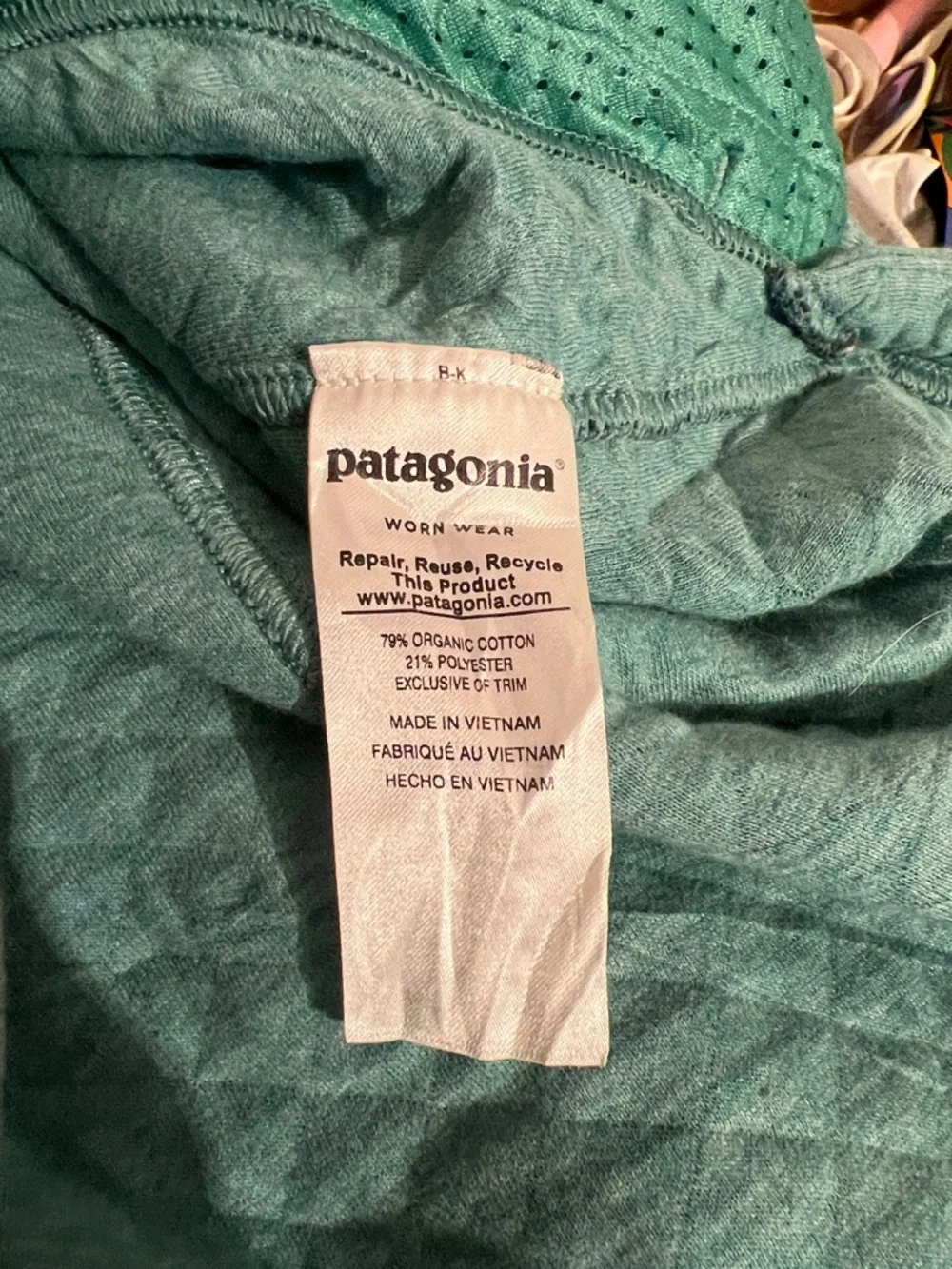 Patagonia Organic Cotton Quilted Hoody Jacket in Beryl Green, Women’s size Small - Picture 10 of 15